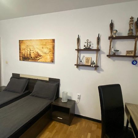 Apartament Bogoslovovi Varna Esterno foto