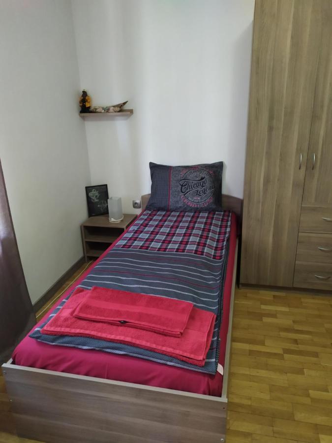 Apartament Bogoslovovi Varna Esterno foto