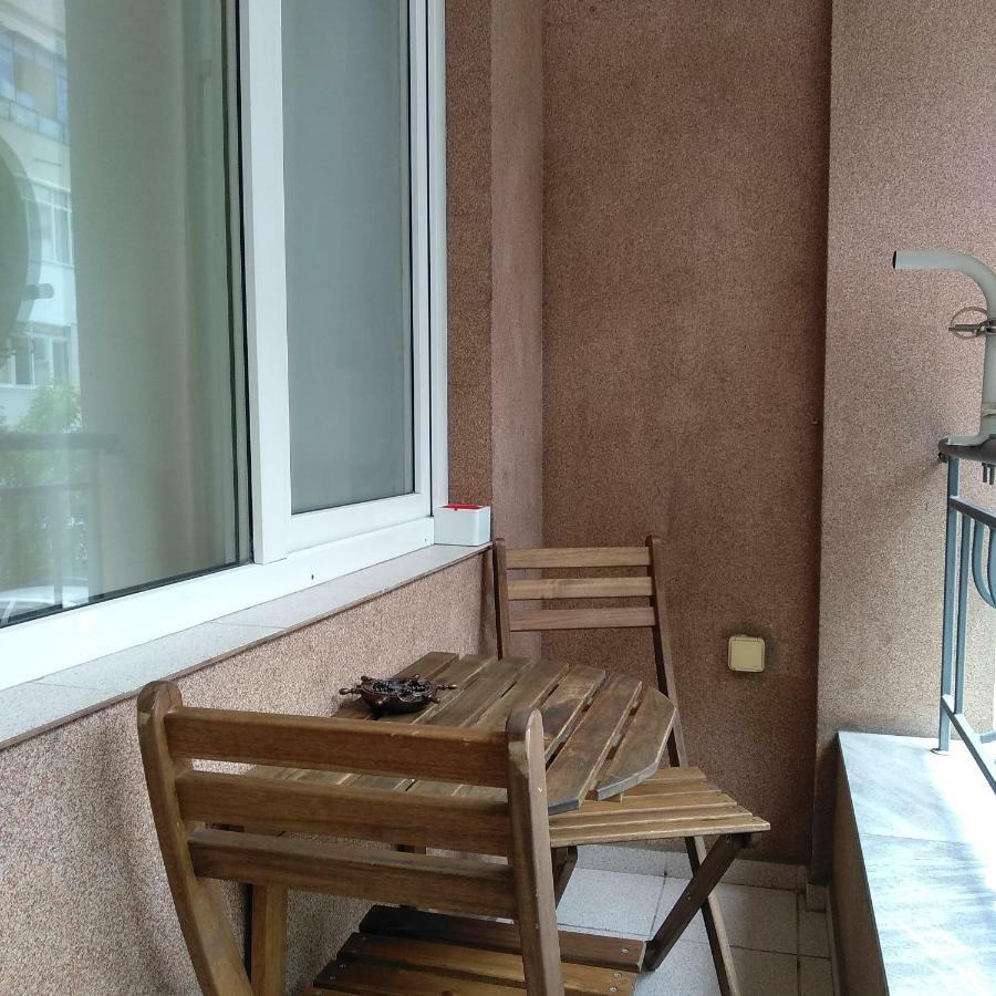 Apartament Bogoslovovi Varna Esterno foto
